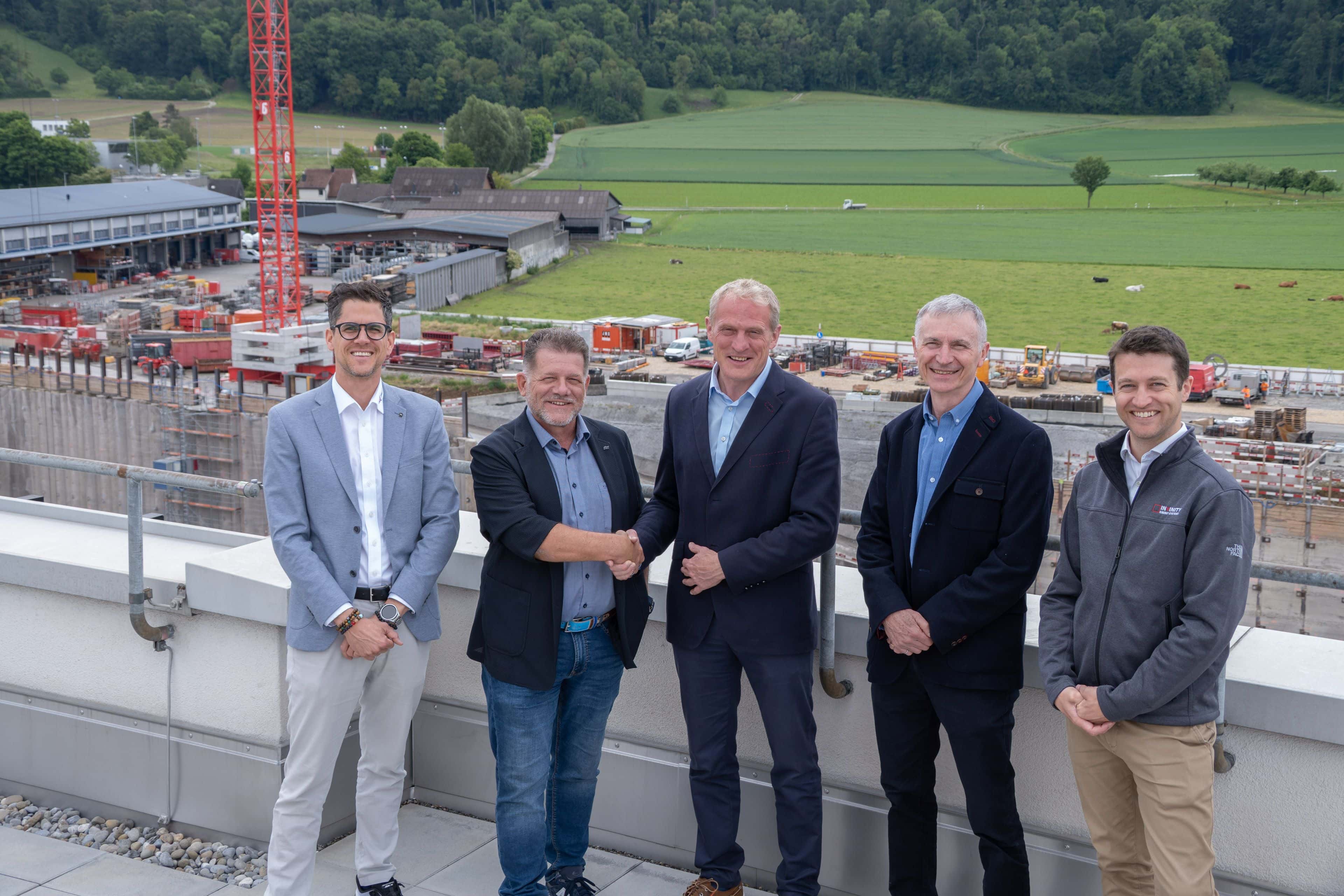 Bild: Von links nach rechts: Pascal Wyss, Marcel Aumer, Jonathan Marren, Jean-Louis Cols, Ben Williams